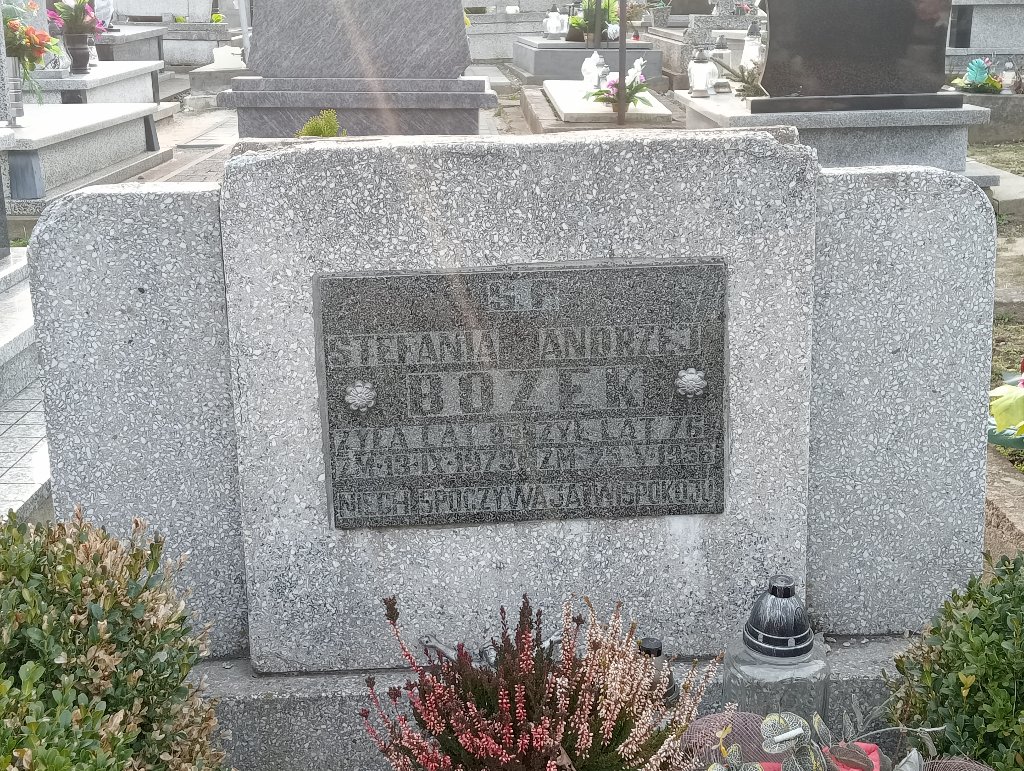 Andrzej Bożek Mykanów - Grobonet - Wyszukiwarka osób pochowanych